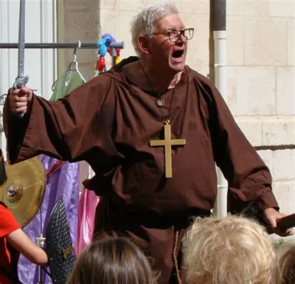  Le Zombi de la Fontaine d'Argent: Un Conte Médiéval Plein de Mystère et de Poésie !